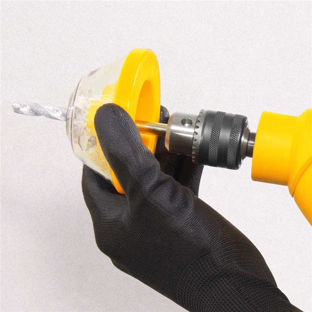 03000591 4